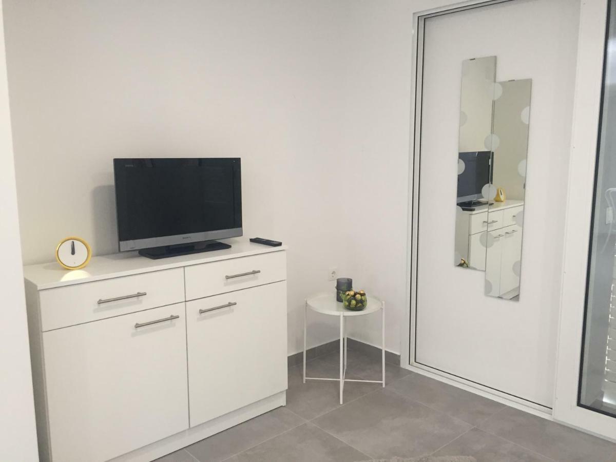 Apartman Zeljka Apartman Podgora Kültér fotó